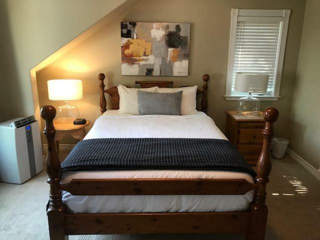 Fairholm Boutique Inns ชาร์ลอตต์ทาวน์ ภายนอก รูปภาพ
