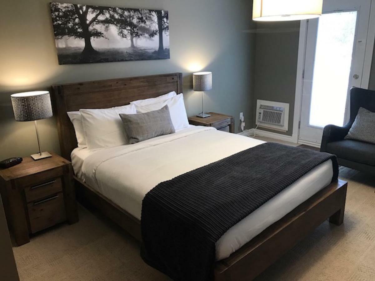 Fairholm Boutique Inns ชาร์ลอตต์ทาวน์ ภายนอก รูปภาพ