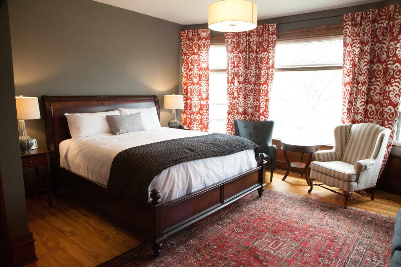 Fairholm Boutique Inns ชาร์ลอตต์ทาวน์ ภายนอก รูปภาพ